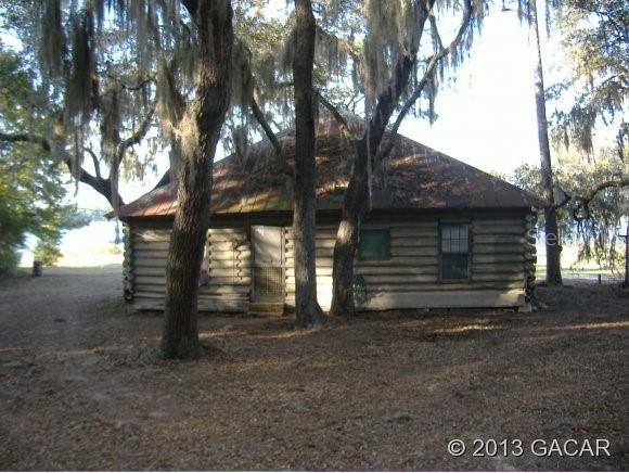 108 Myrtle Ave., Melrose, FL 32666