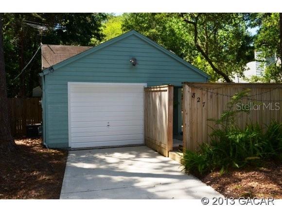 827 NW 11th Ave., Gainesville, FL 32601