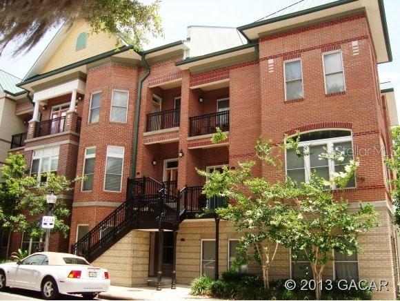 111 NE 4th St. #28, Gainesville, FL 32601