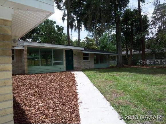 715 NE 7th Ave., Gainesville, FL 32605