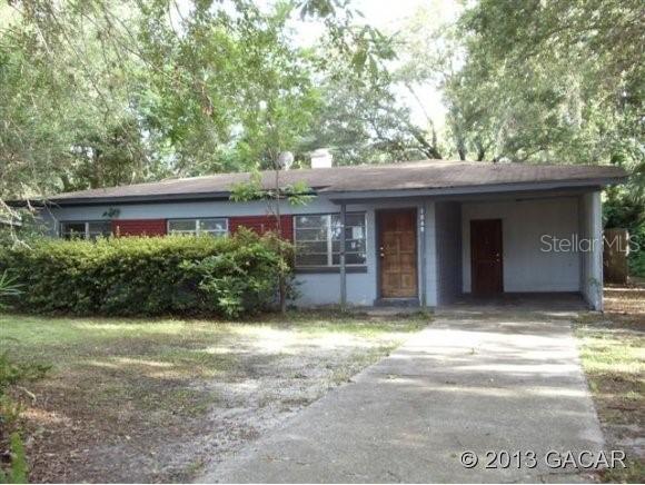 1045 NE 15th Pl., Gainesville, FL 32609