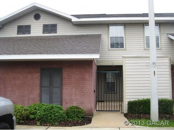 1215 NW 55th St. #10, Gainesville, FL 32605