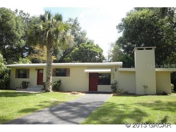 2035 NE 6th Ter., Gainesville, FL 32609
