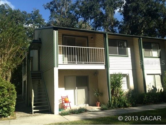 1015 SW 9th St. #D-21, Gainesville, FL 32601