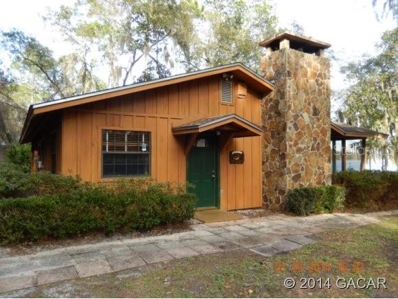 137 Star Lake Ct., Hawthorne, FL 32640