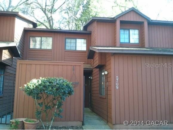 5709 SW 10th Pl., Gainesville, FL 32607
