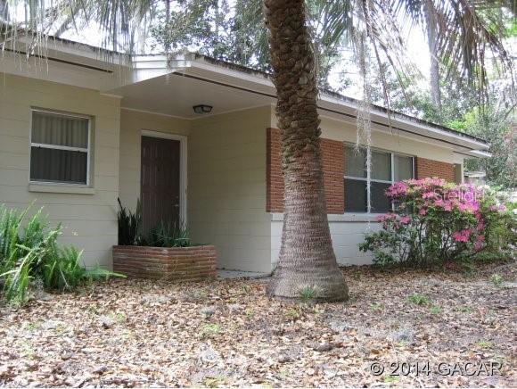 915 NW 15th Ave., Gainesville, FL 32601
