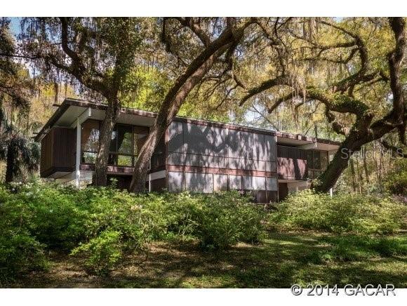 4607 Clear Lake Dr., Gainesville, FL 32607