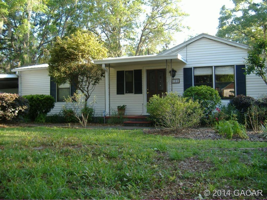 711 S County Road 21, Hawthorne, FL 32640