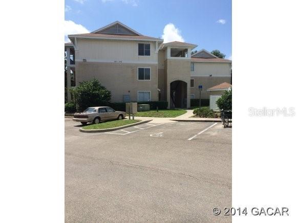 3921 SW 34th St. #208, Gainesville, FL 32608