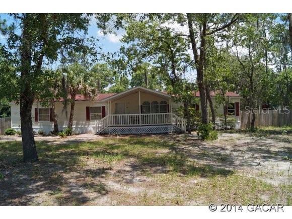 122 Jack Oak Dr., Melrose, FL 32666