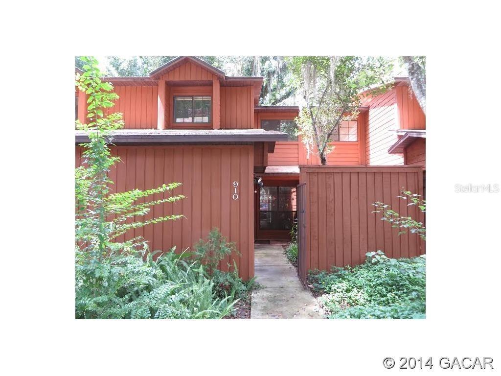 910 SW 57th Ter., Gainesville, FL 32607