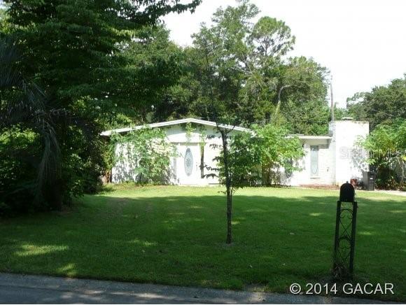 2110 NE 9th Ter., Gainesville, FL 32609