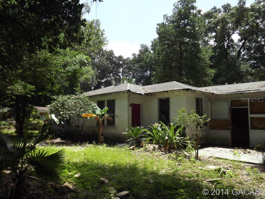 1103 NW 15th Ave., Gainesville, FL 32601