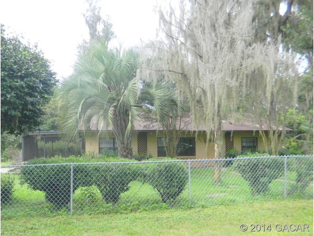 440 SE 72nd St., Gainesville, FL 32641