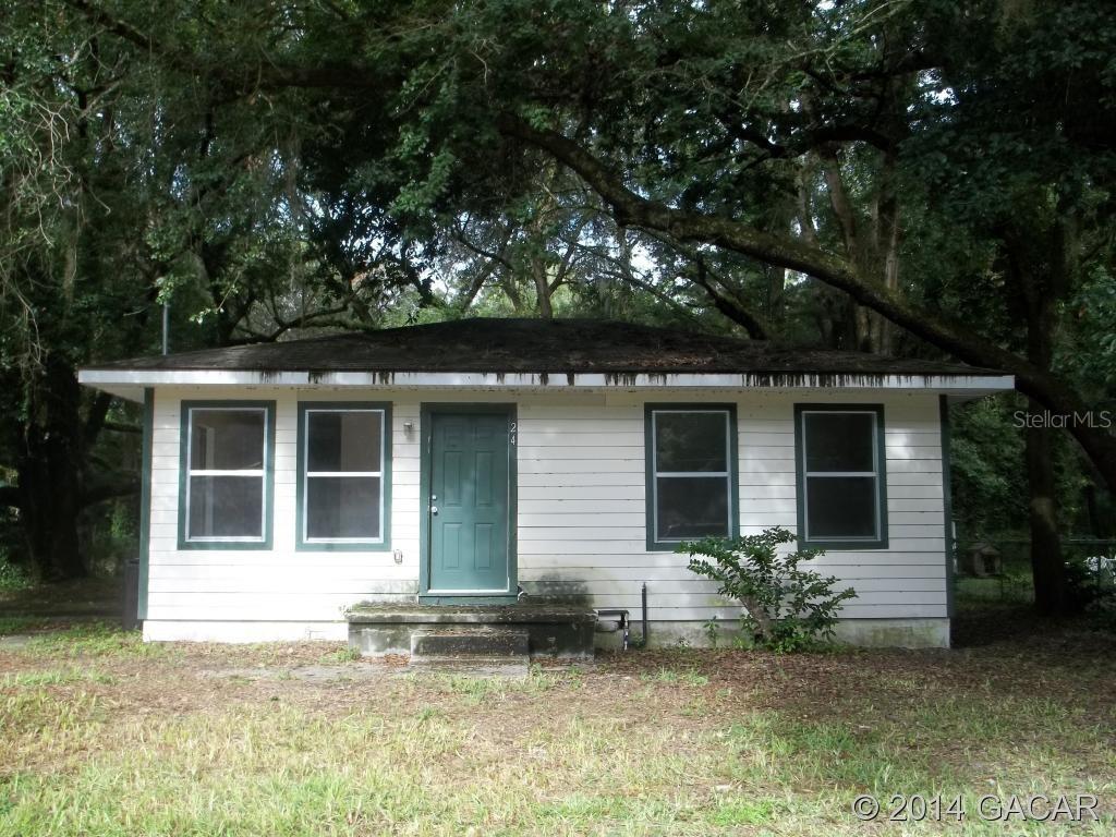 24 NE 20th St., Gainesville, FL 32641