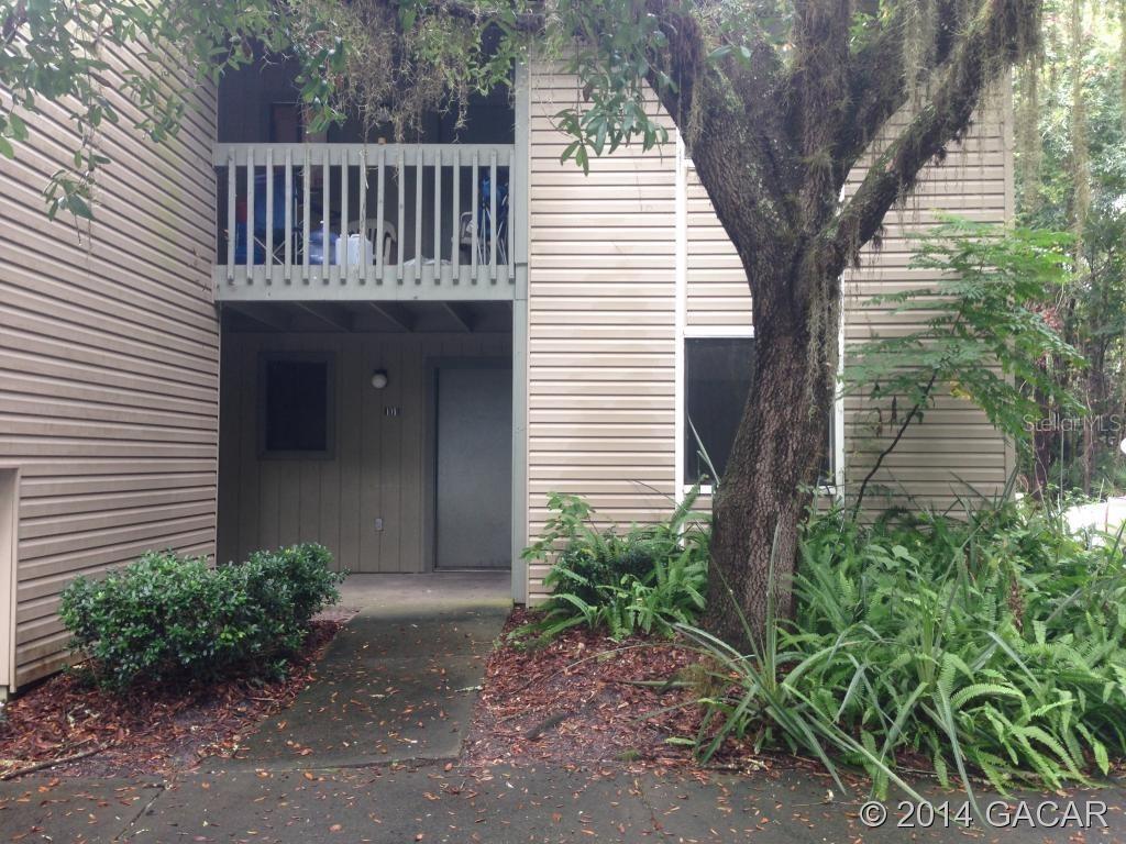 77 SE 16th Ave. #B101, Gainesville, FL 32601