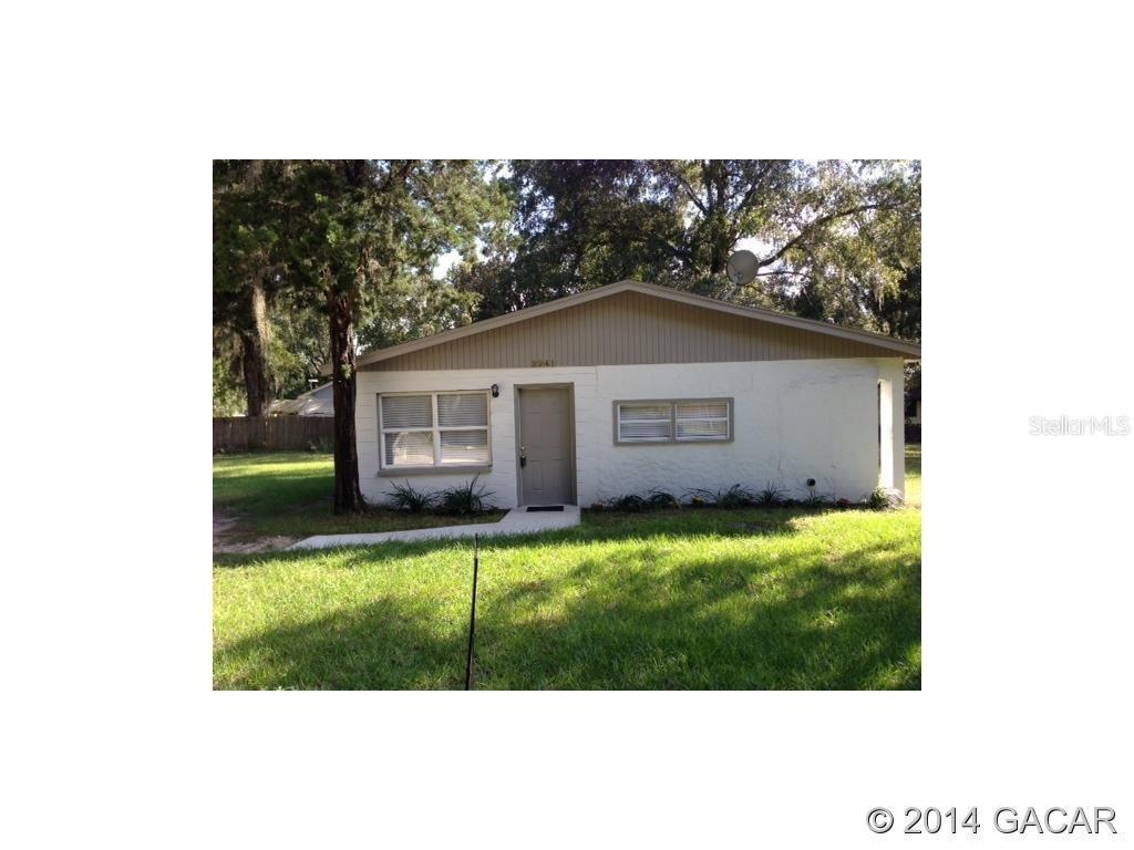 2241 SE 8th Place, Gainesville, FL 32641