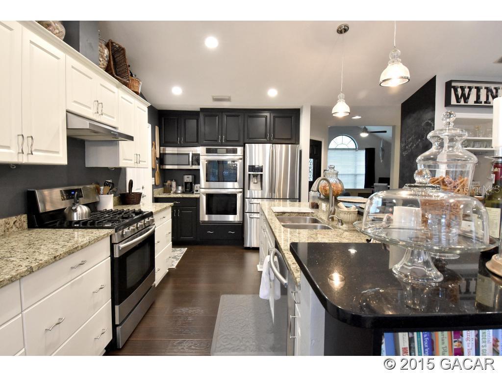 1104 SW 79th Ter., Gainesville, FL 32607