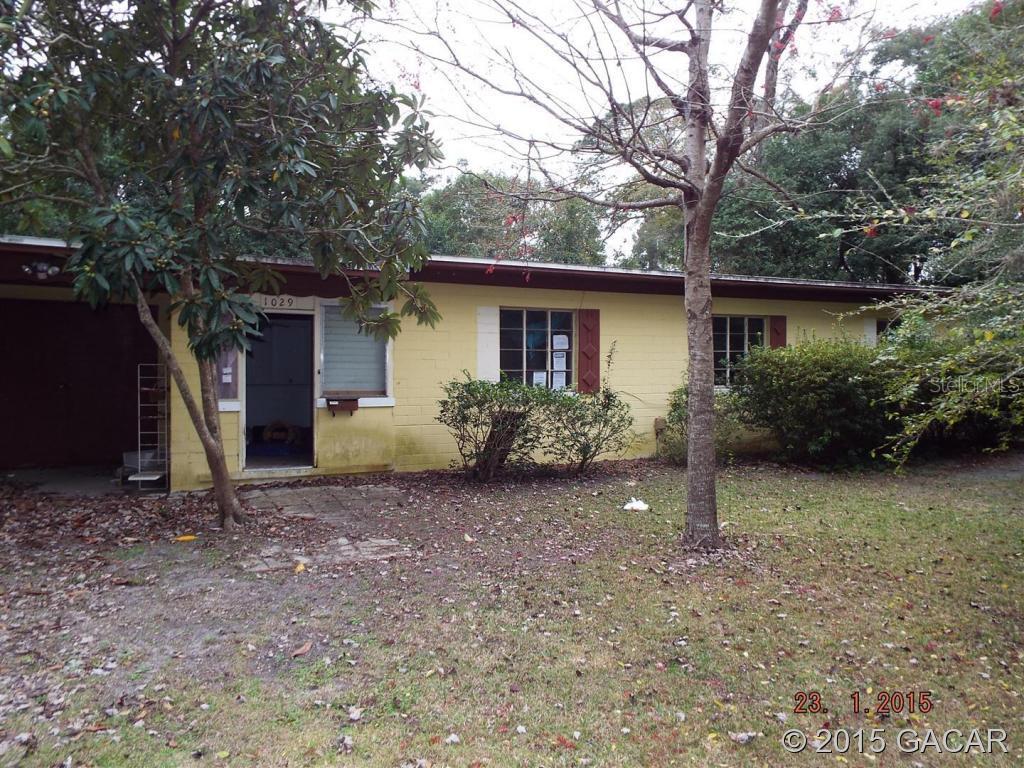 1029 NE 10th Pl., Gainesville, FL 32601