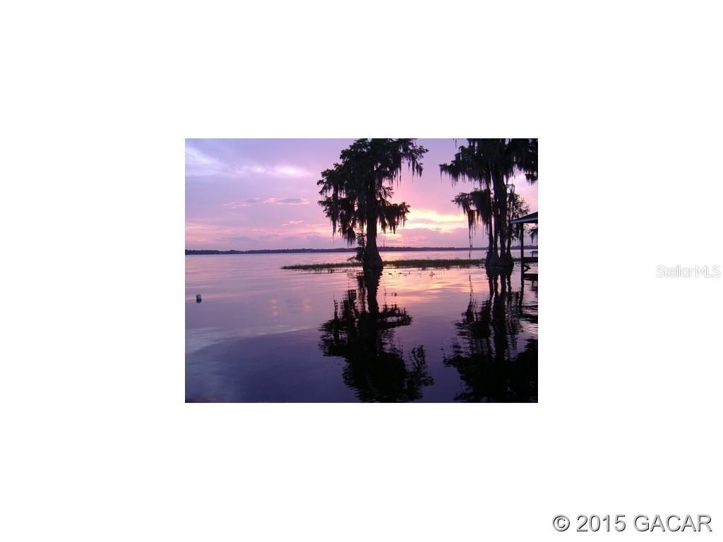1539 SE 5th Ave., Melrose, FL 32666