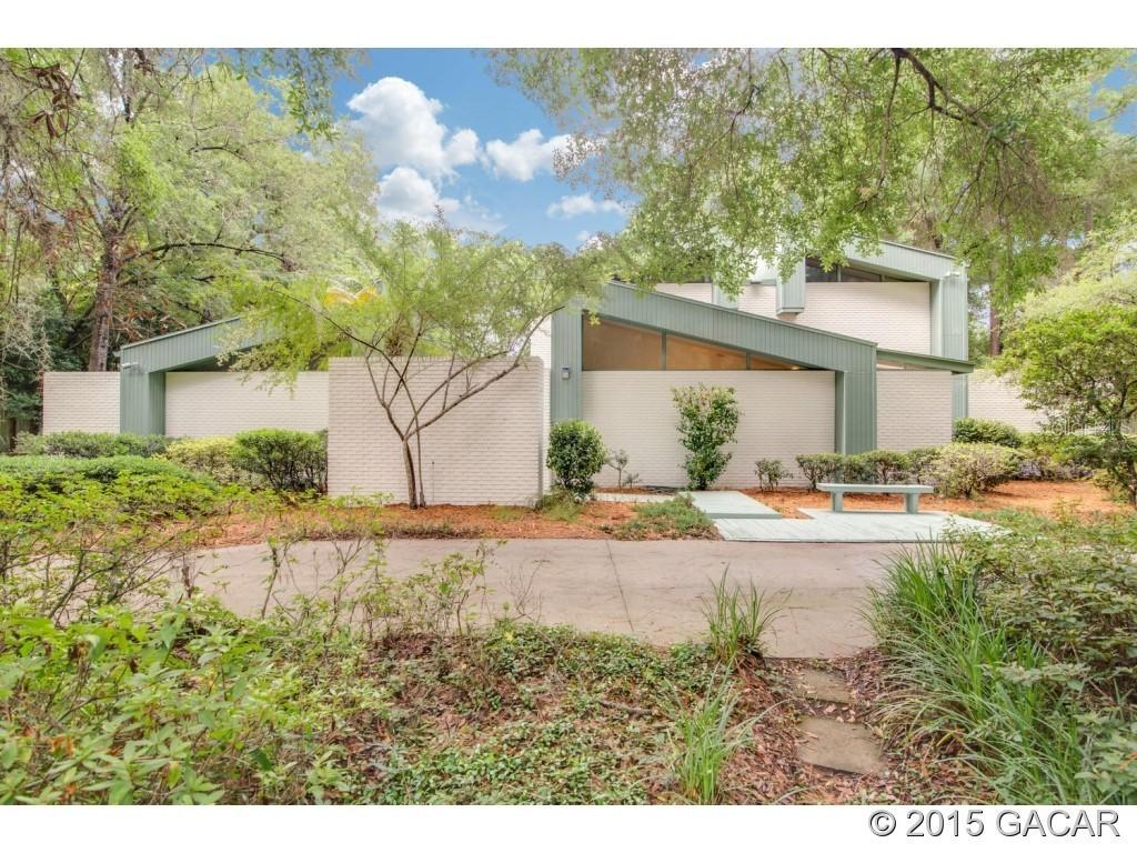 4921 NW 19th Pl., Gainesville, FL 32605