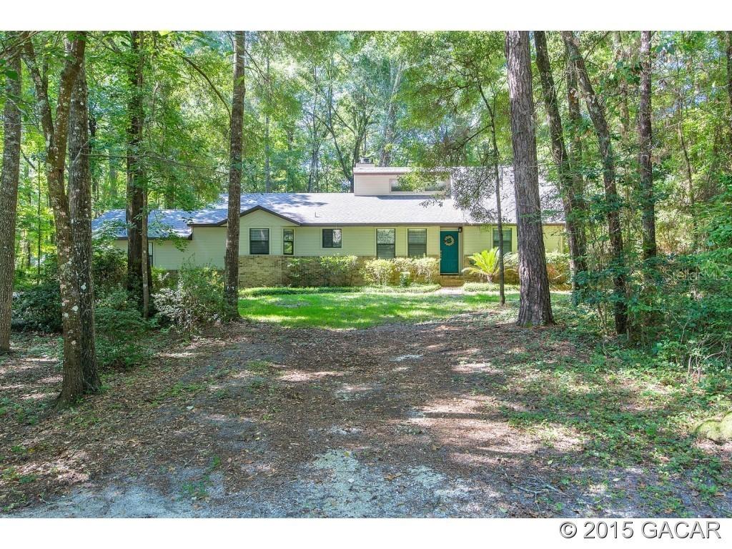 9525 SW 9th Pl., Gainesville, FL 32607