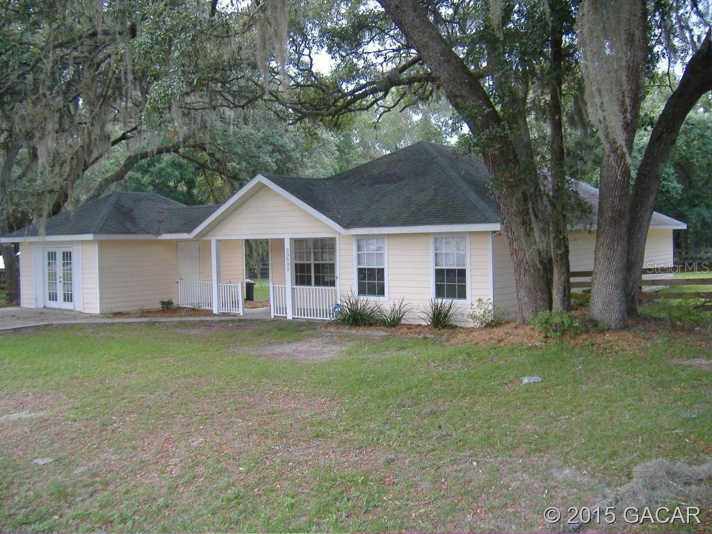23032 SE 57th Ln., Hawthorne, FL 32641