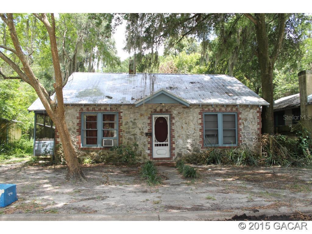 303 SE 8th St., Gainesville, FL 32601