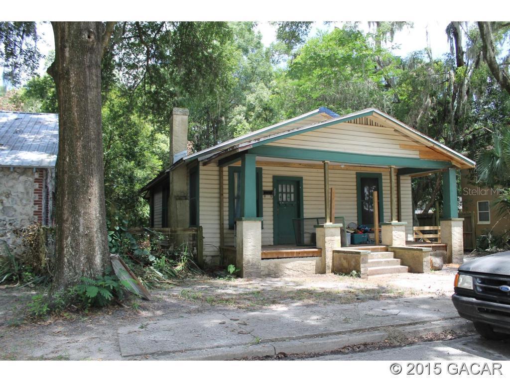 307 SE 8th St., Gainesville, FL 32601