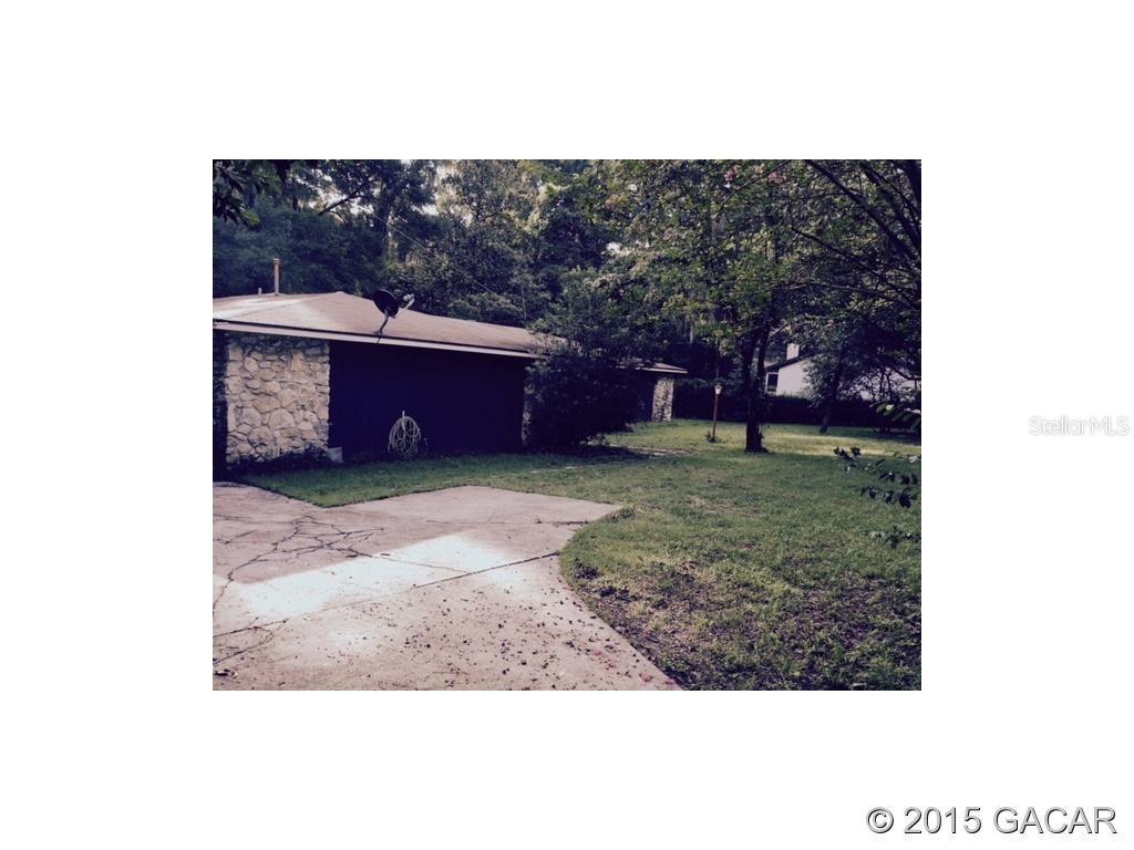 3711 NW 38th St., Gainesville, FL 32606