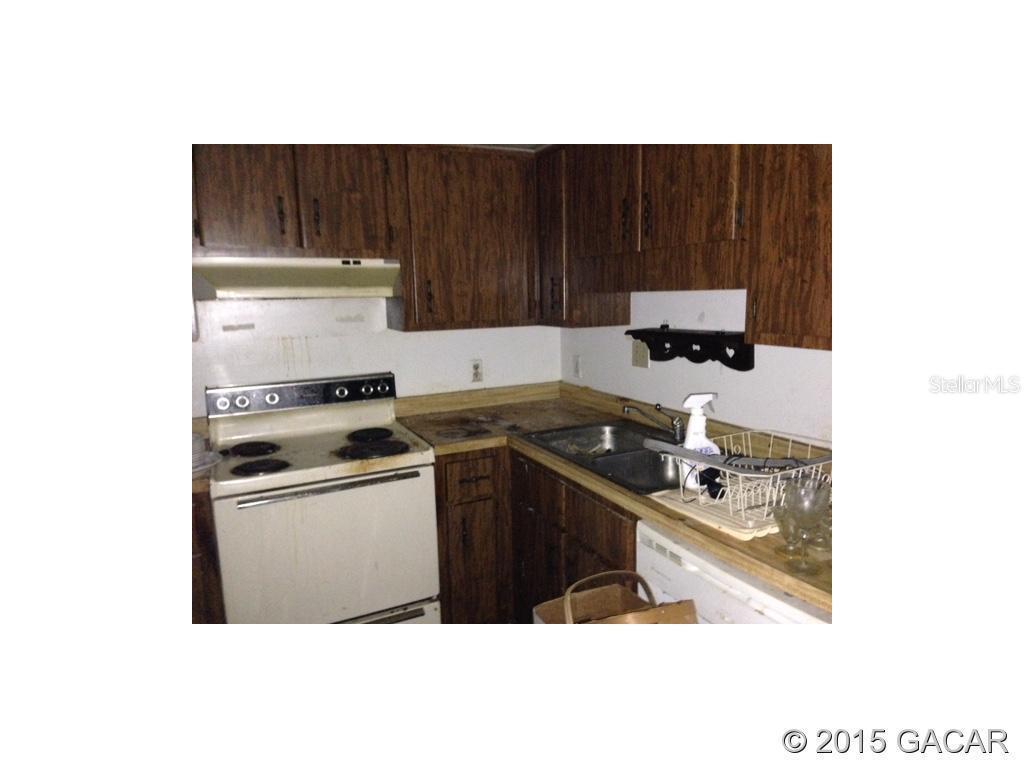 6124 SW 11th Place Pl., Gainesville, FL 32607