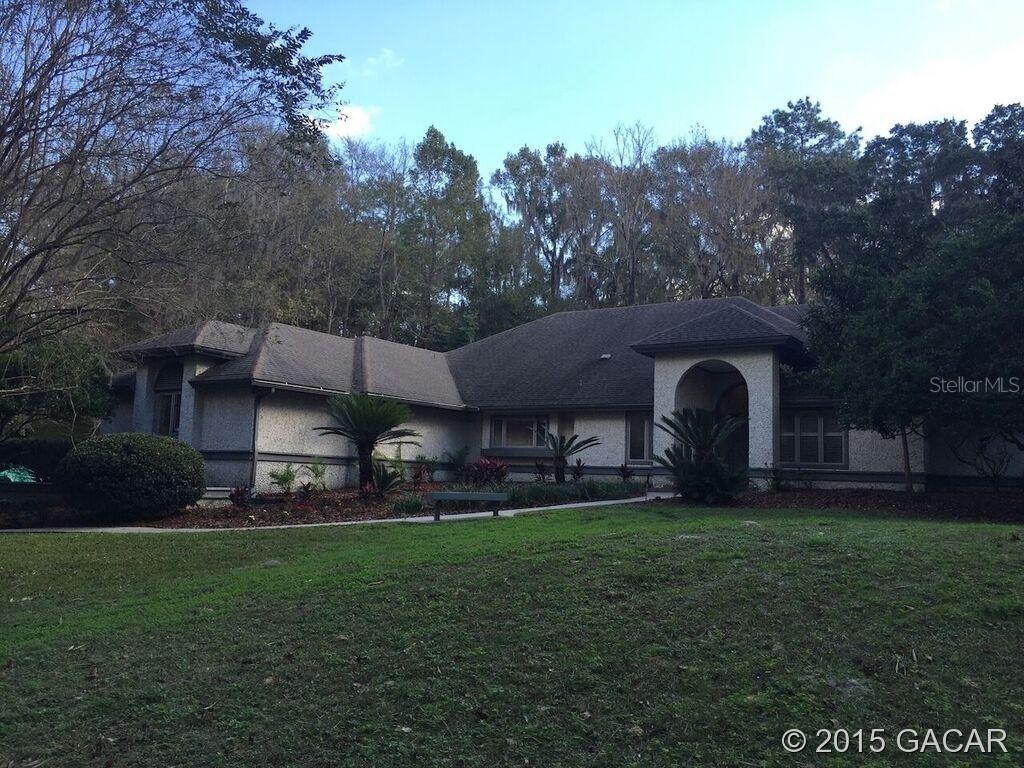 11 NW 101st Ct., Gainesville, FL 32607