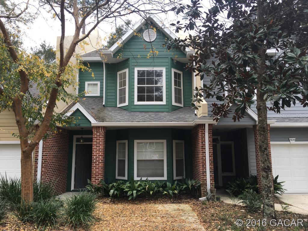 5043 NW 1 Pl Pl., Gainesville, FL 32607