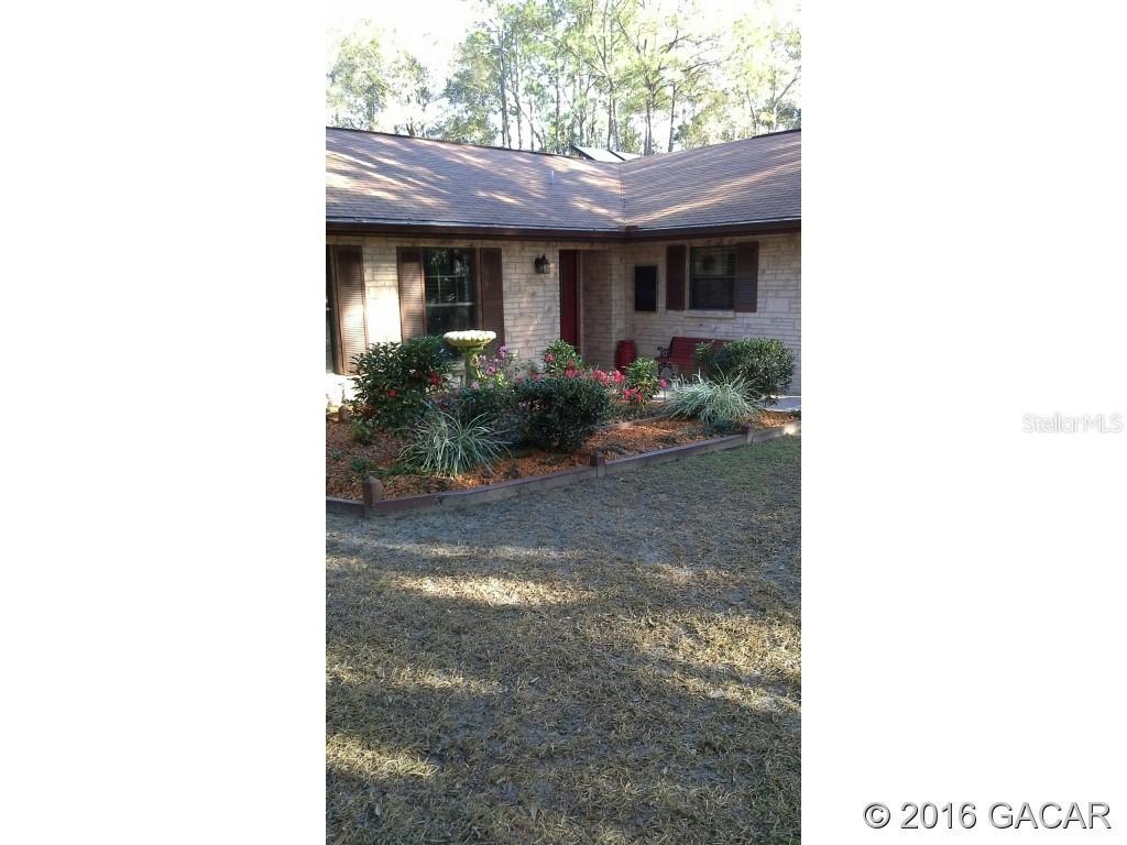 574 County Rd 219, Melrose, FL 32666