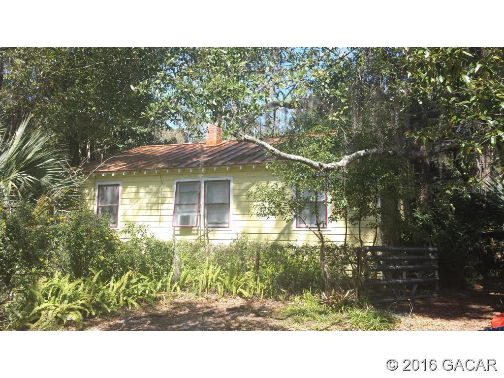 928 NW 8th Pl., Gainesville, FL 32601