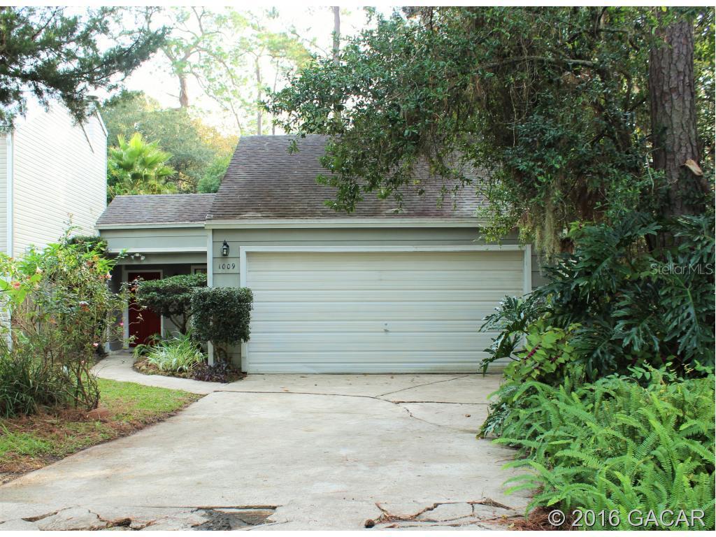 1009 NW 10th St., Gainesville, FL 32601