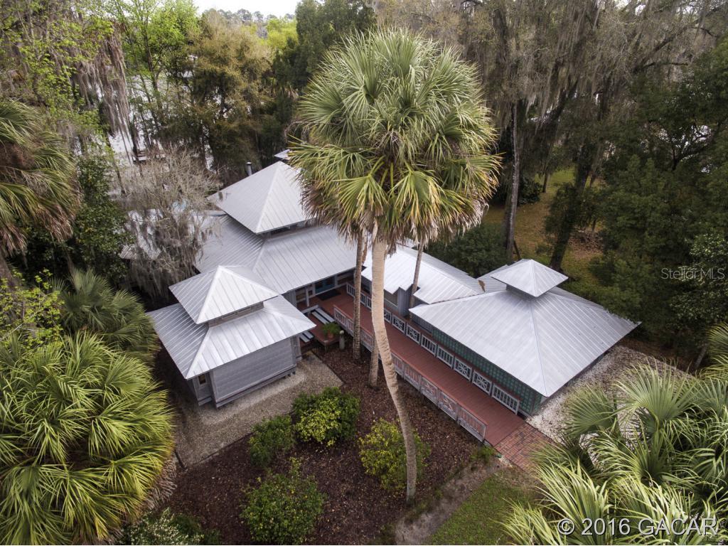 25608 Devonia St., Melrose, FL 32666