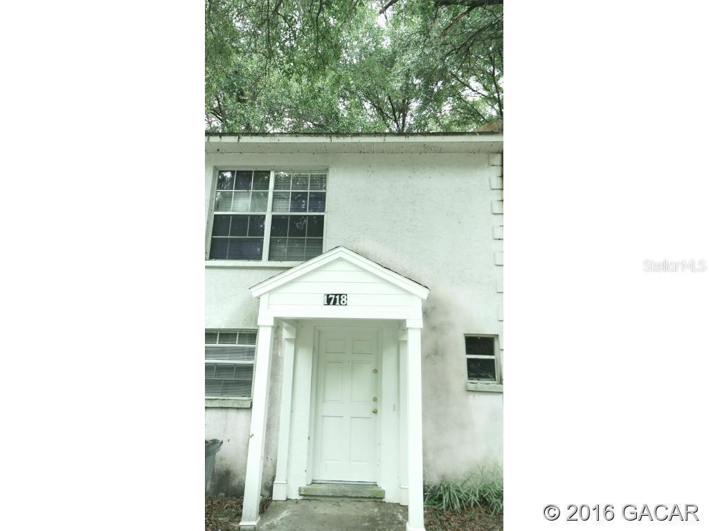 1718 SW 70th Ter., Gainesville, FL 32607