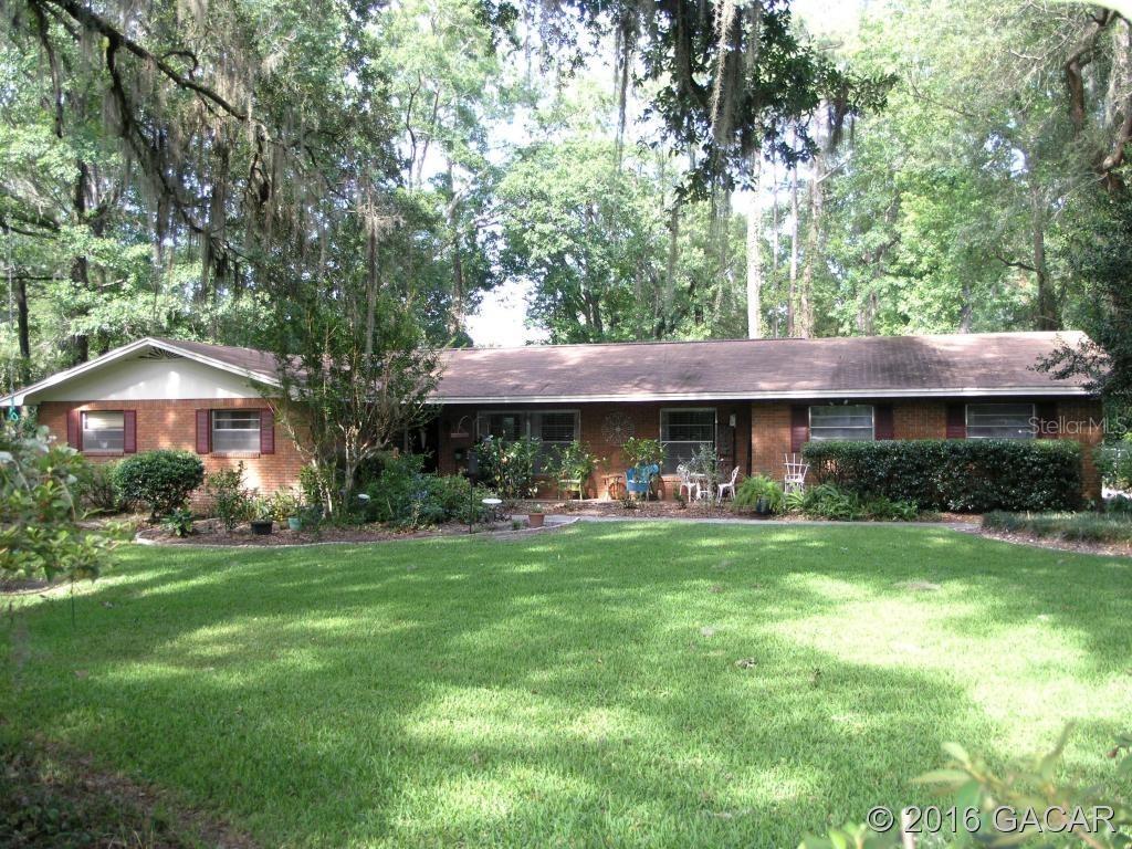 927 NW 94 St., Gainesville, FL 32606