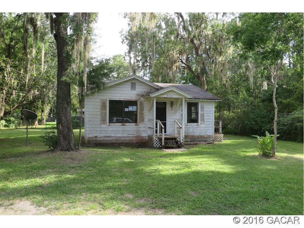 2405 NE 5th Pl., Gainesville, FL 32641