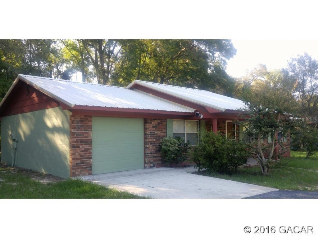 102 Swans Nest Cir., Melrose, FL 32666