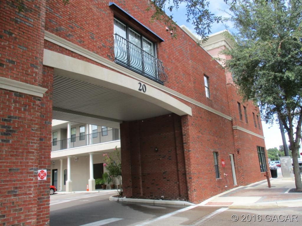 20 SW 6th St. #208, Gainesville, FL 32601