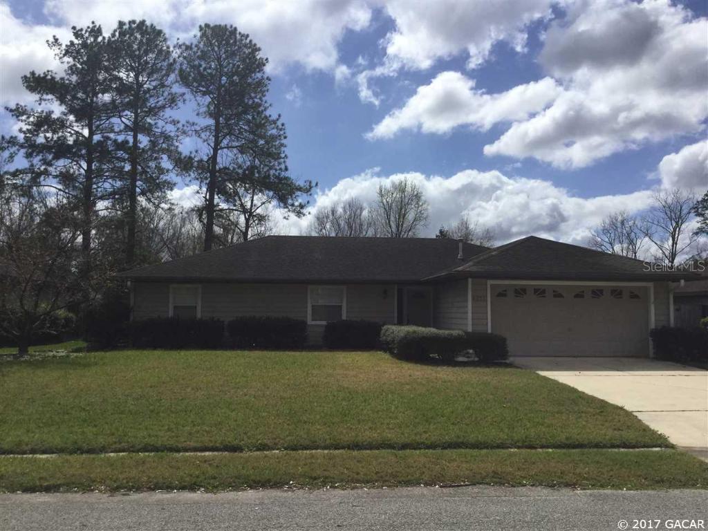 6031 NW 111th Place, Alachua, FL 32615