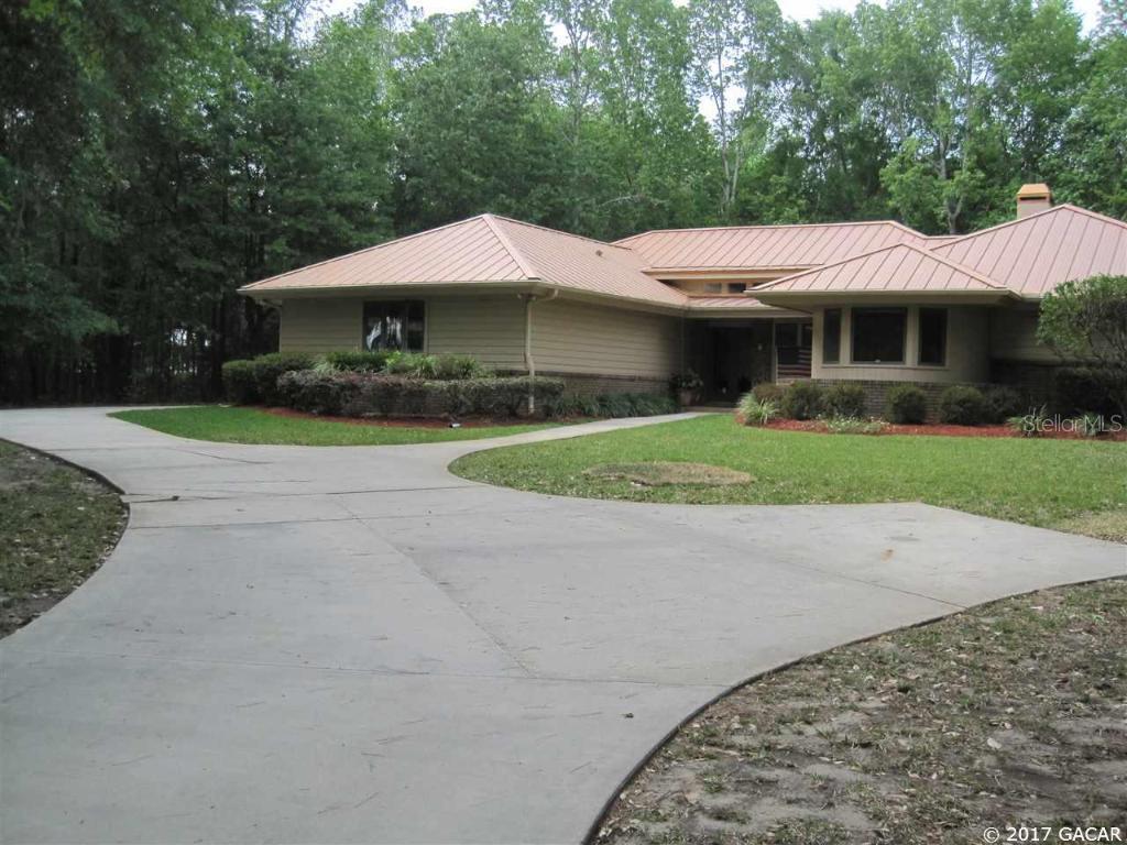 7208 NW 25 Ln., Gainesville, FL 32606