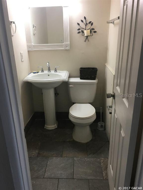 914 SW 8th Ave. #19, Gainesville, FL 32601