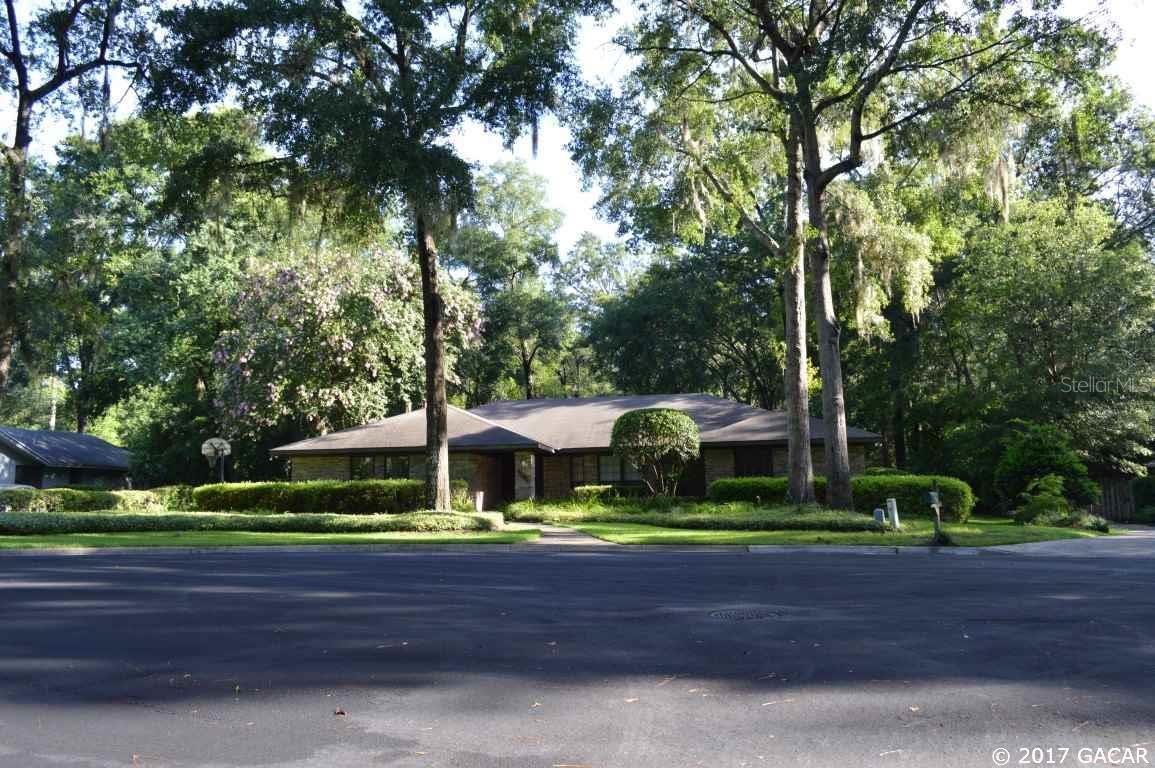 2322 NW 14 Pl., Gainesville, FL 32605