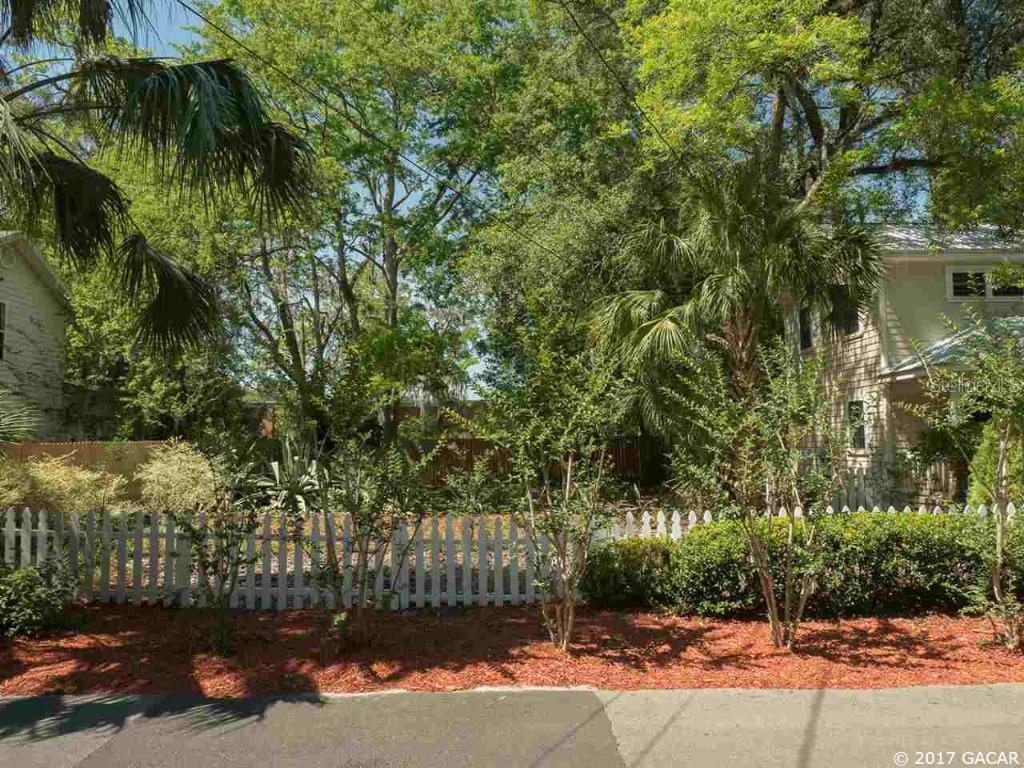 418 NW 7th Ave., Gainesville, FL 32601