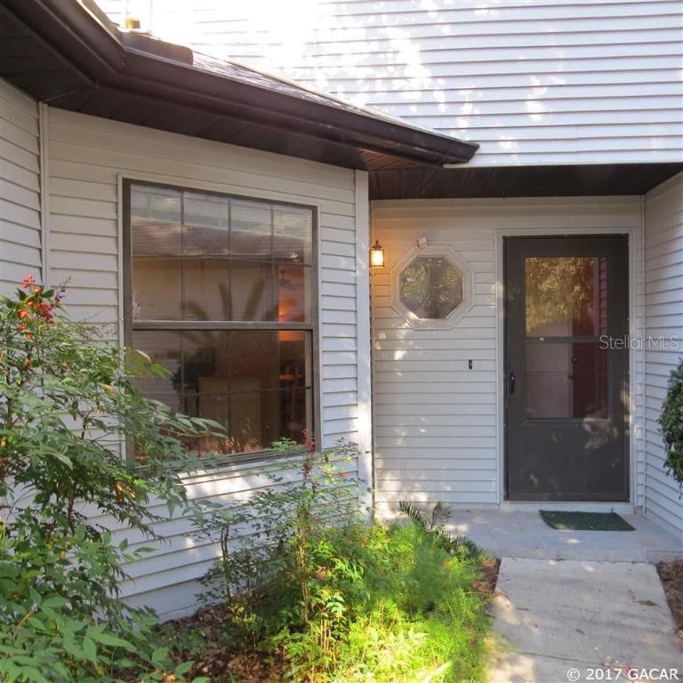 925 NW 42nd Ter., Gainesville, FL 32605