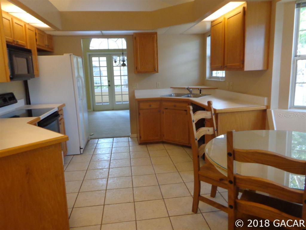 12212 NW 8th Pl., Newberry, FL 32669